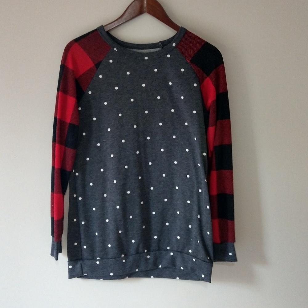 Medium Buffalo Plaid Sleeved Polka Dot Top